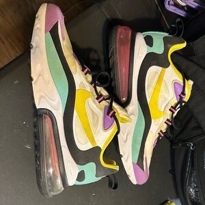 Air max 270 react (geometric abstract)